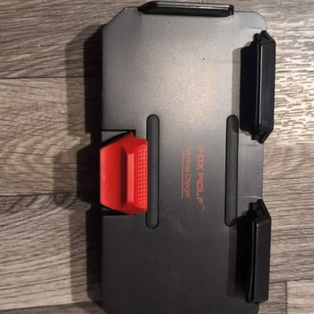FOX WOLF Wireless Charger